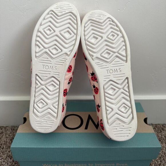 NIB Toms alpargata cloudbound, pink love bug print womens 7 1/2  Retail: $59 - Picture 7 of 7